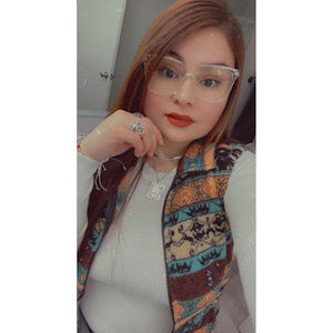 Meet your Posher, Katherine